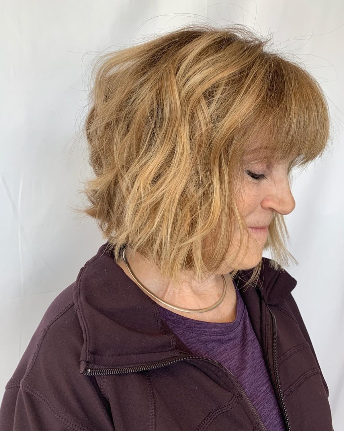 35 Trendy Choppy Bob with Bangs for a Modern Beachy Style