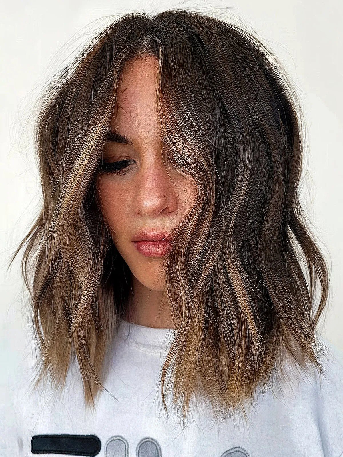 28 Coolest Long Choppy Bob Haircuts for That Beachy Lob Look
