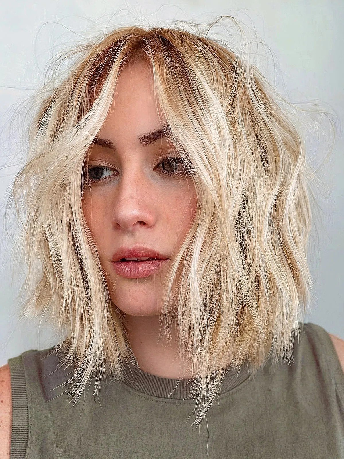 28 Coolest Long Choppy Bob Haircuts for That Beachy Lob Look