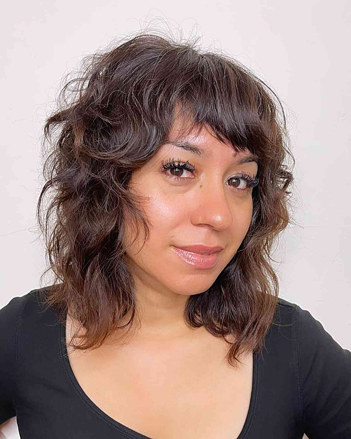 23 Flattering Long Bob Haircuts for Women with Full and Round Faces