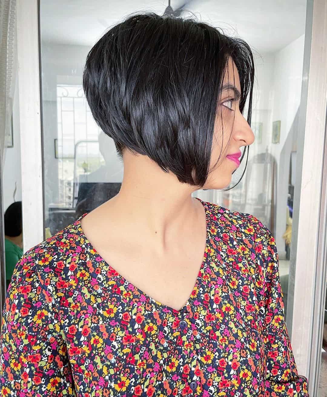 Top 22 Short Inverted Bob Haircuts Trending in 2025