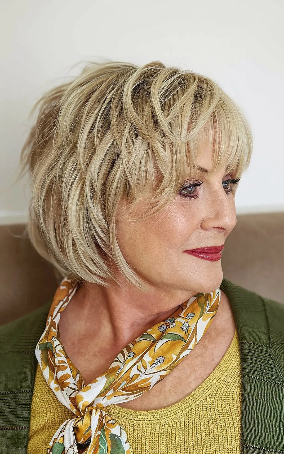 32 Classic Short Bob Haircuts for Ladies Over 60 Who Want a Youthful Style