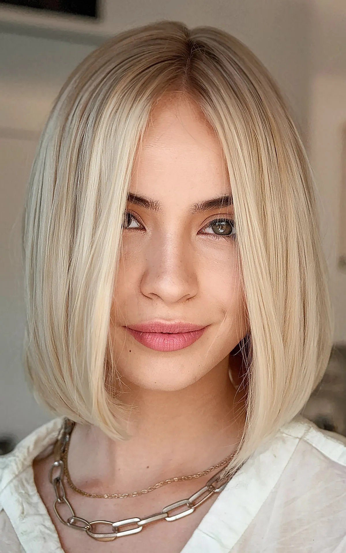 61 Straight Bob Haircut Ideas for a Sleek Bob Look