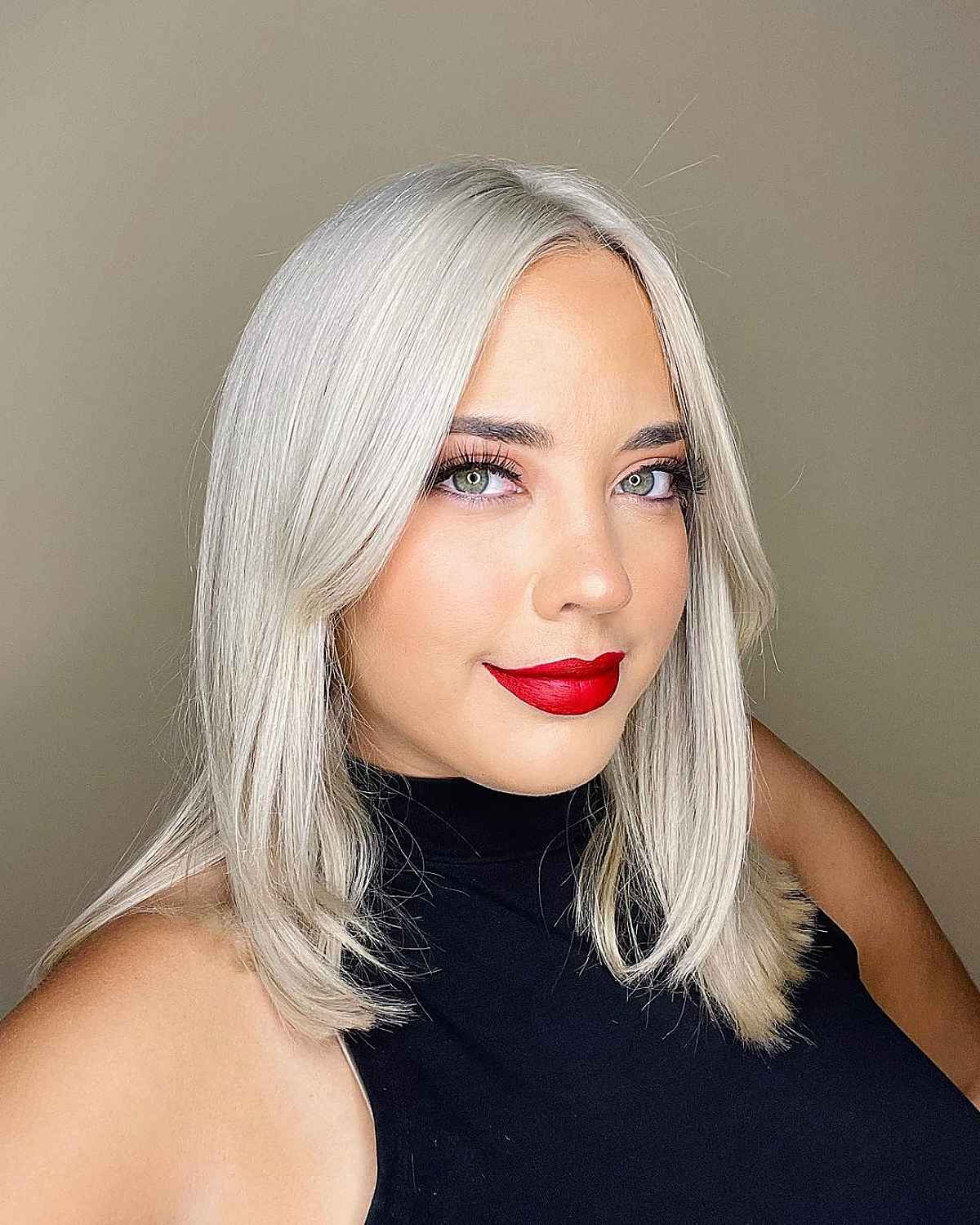 29 Best Ways to Pair a Long Bob with Curtain Bangs
