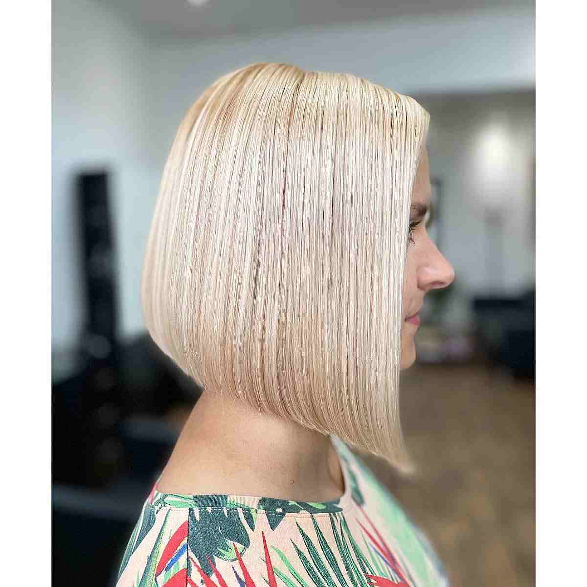 Top 50 Angled Bob Haircut Ideas + Face Shape & Hair Type Advice