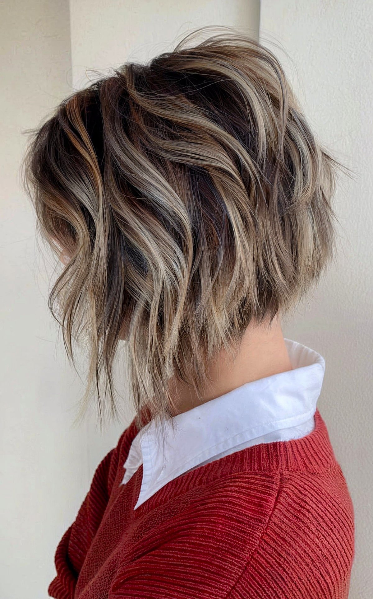 Top 50 Angled Bob Haircut Ideas + Face Shape & Hair Type Advice
