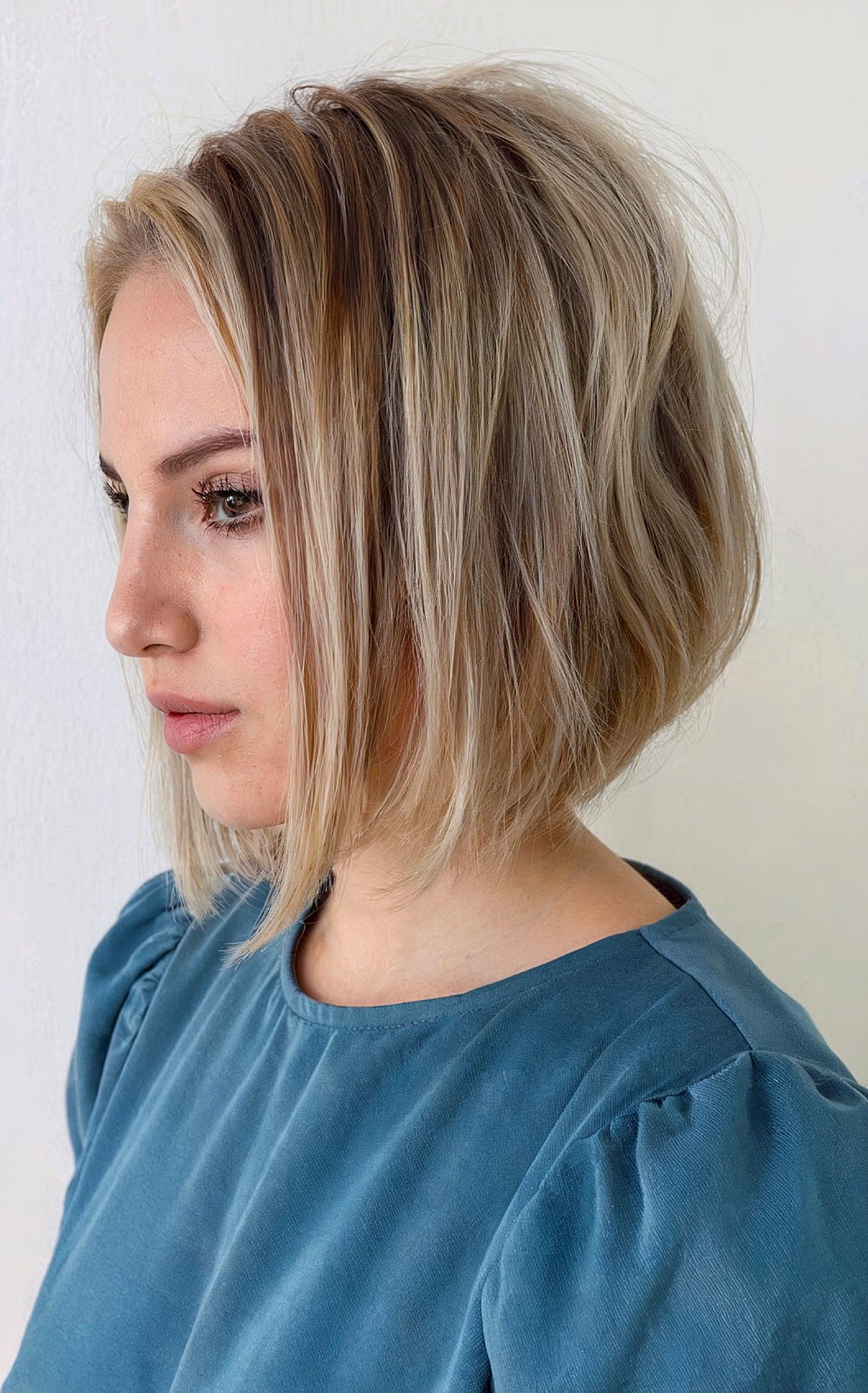 Top 50 Angled Bob Haircut Ideas + Face Shape & Hair Type Advice