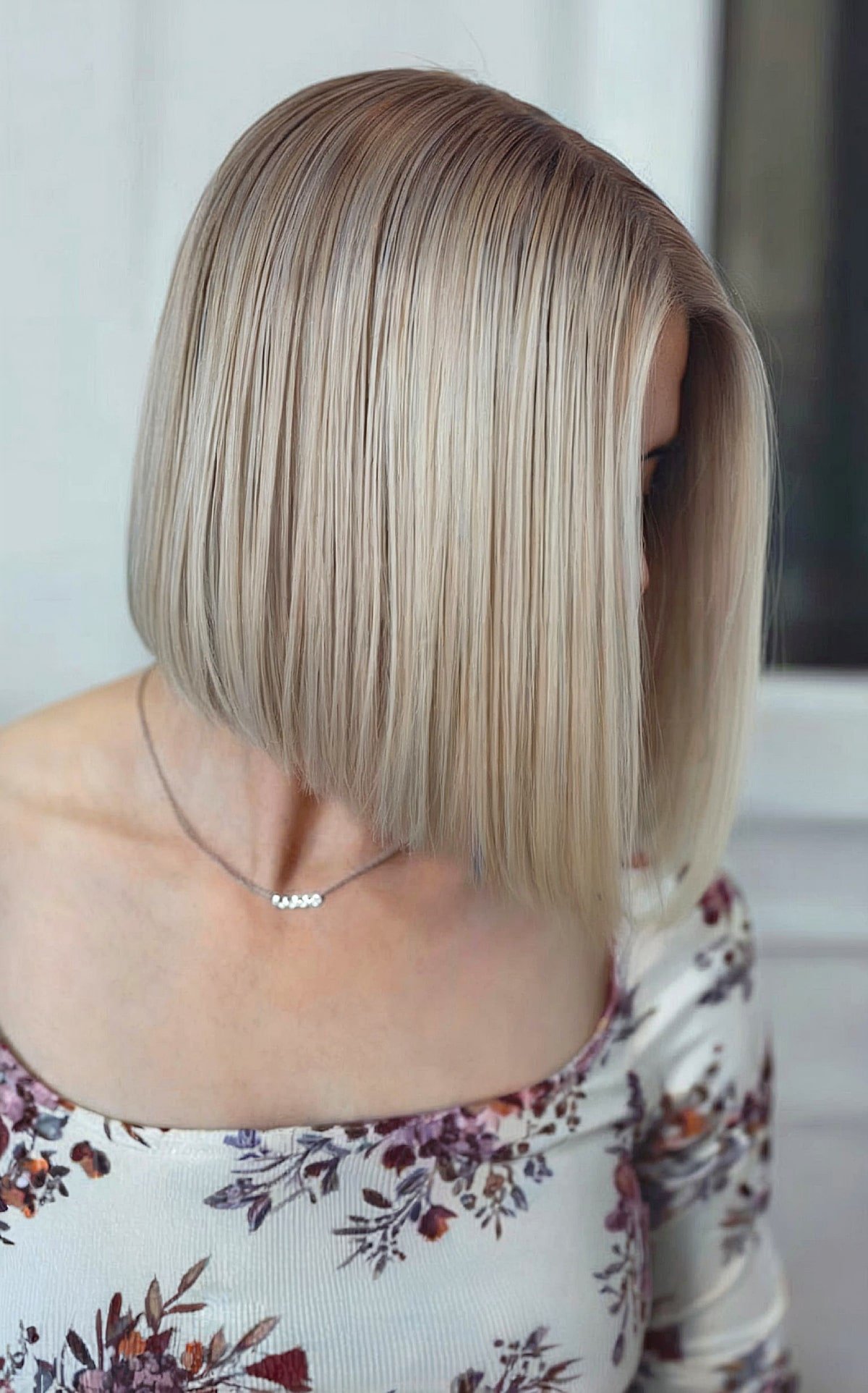 Top 50 Angled Bob Haircut Ideas + Face Shape & Hair Type Advice