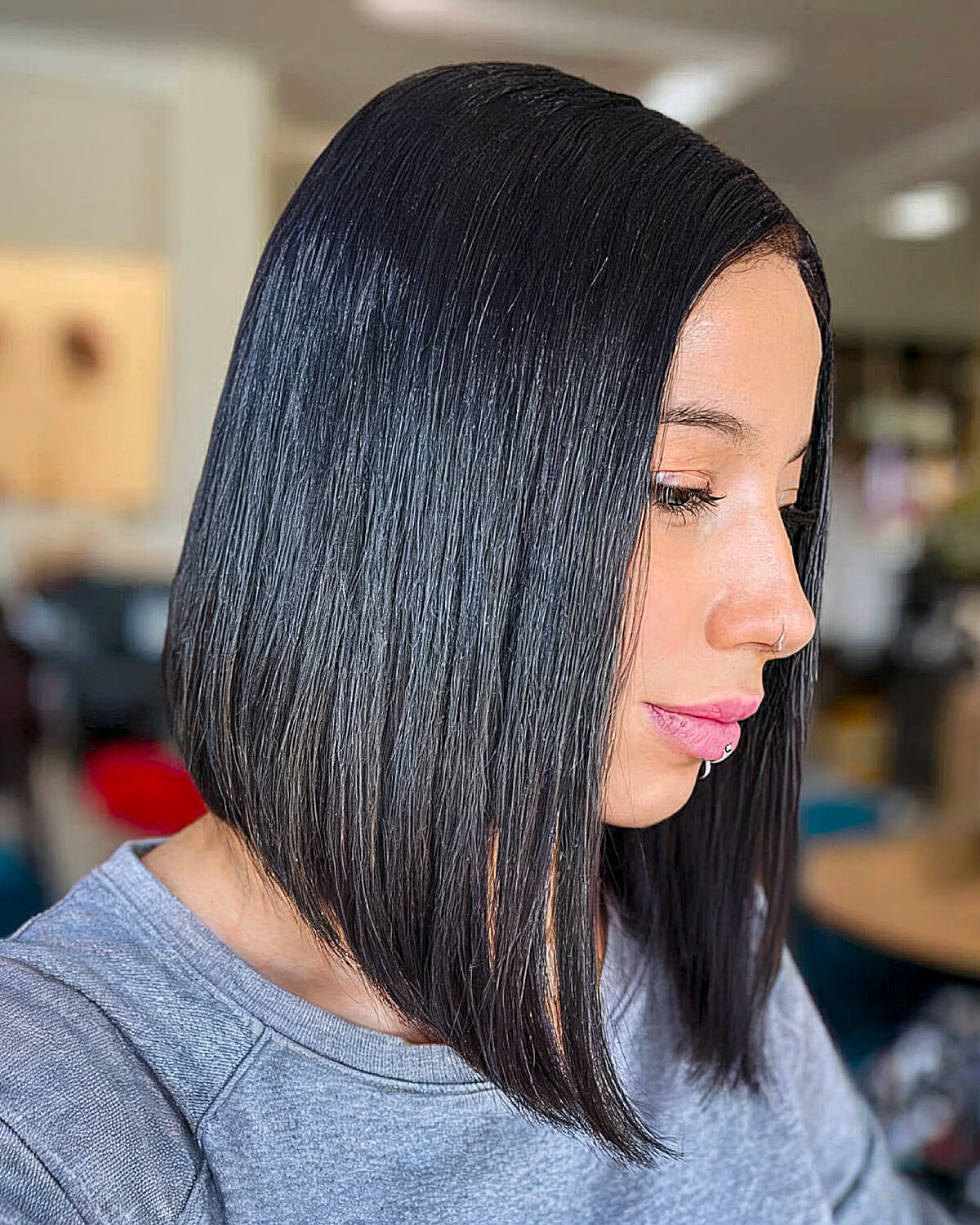 Top 50 Angled Bob Haircut Ideas + Face Shape & Hair Type Advice