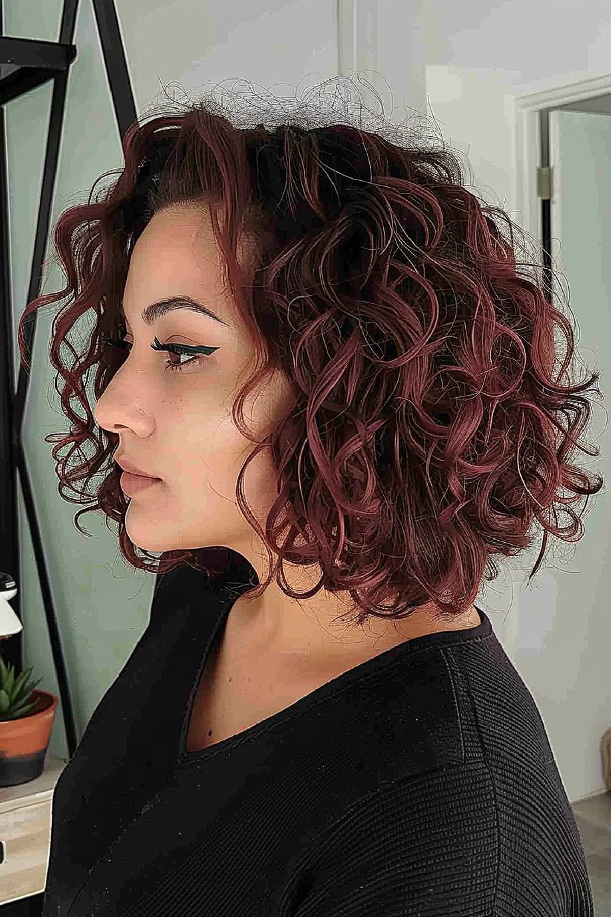 55+ Trendy Curly Bob Hairstyles To See Before You Decide