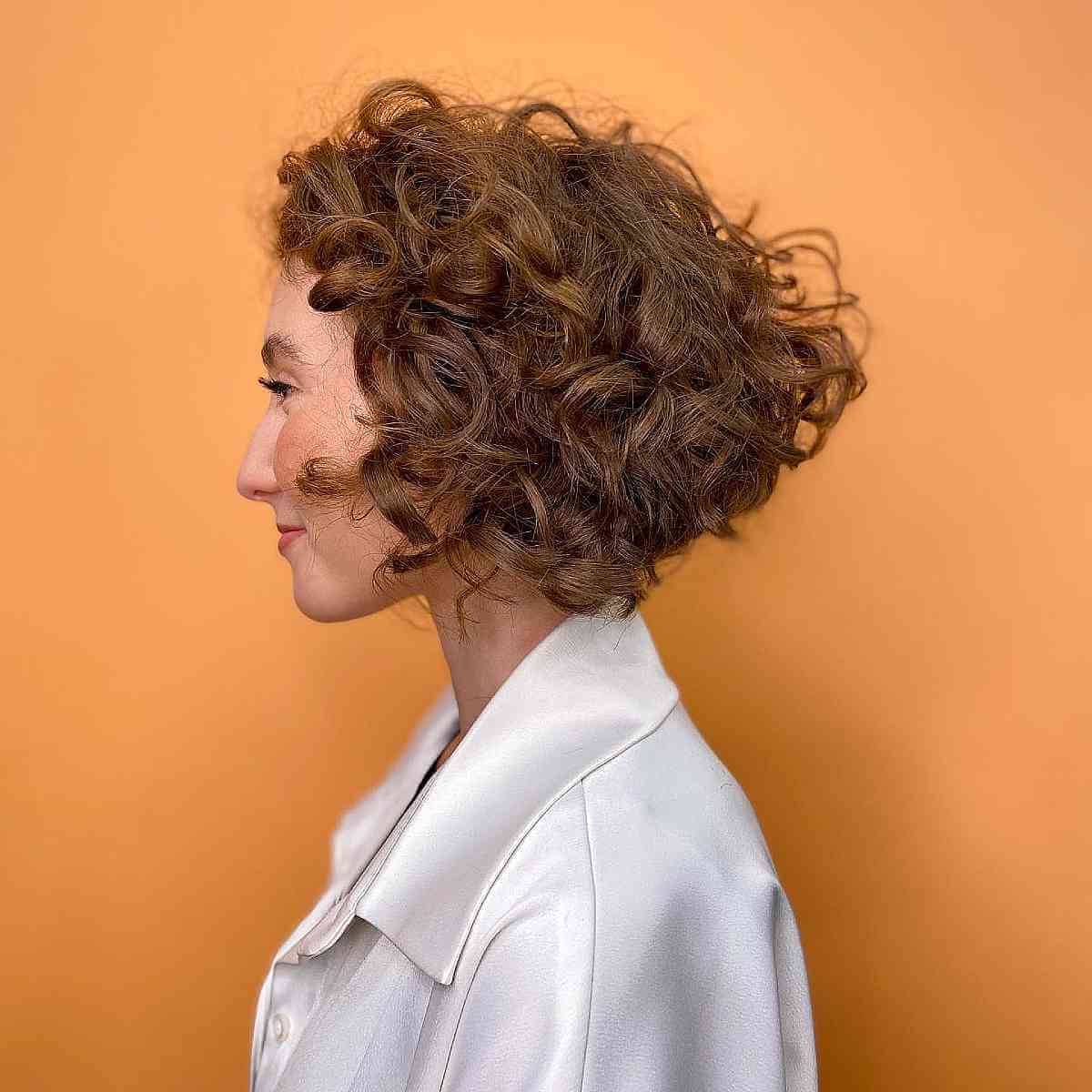 55+ Trendy Curly Bob Hairstyles To See Before You Decide