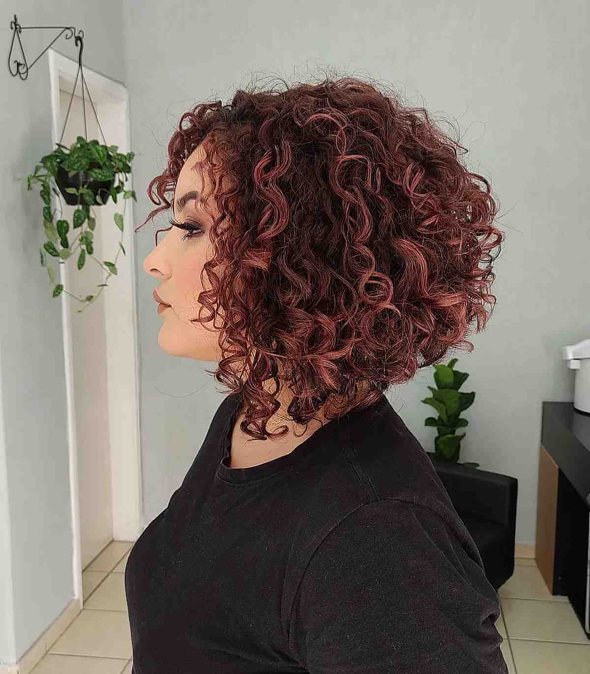 55+ Trendy Curly Bob Hairstyles To See Before You Decide