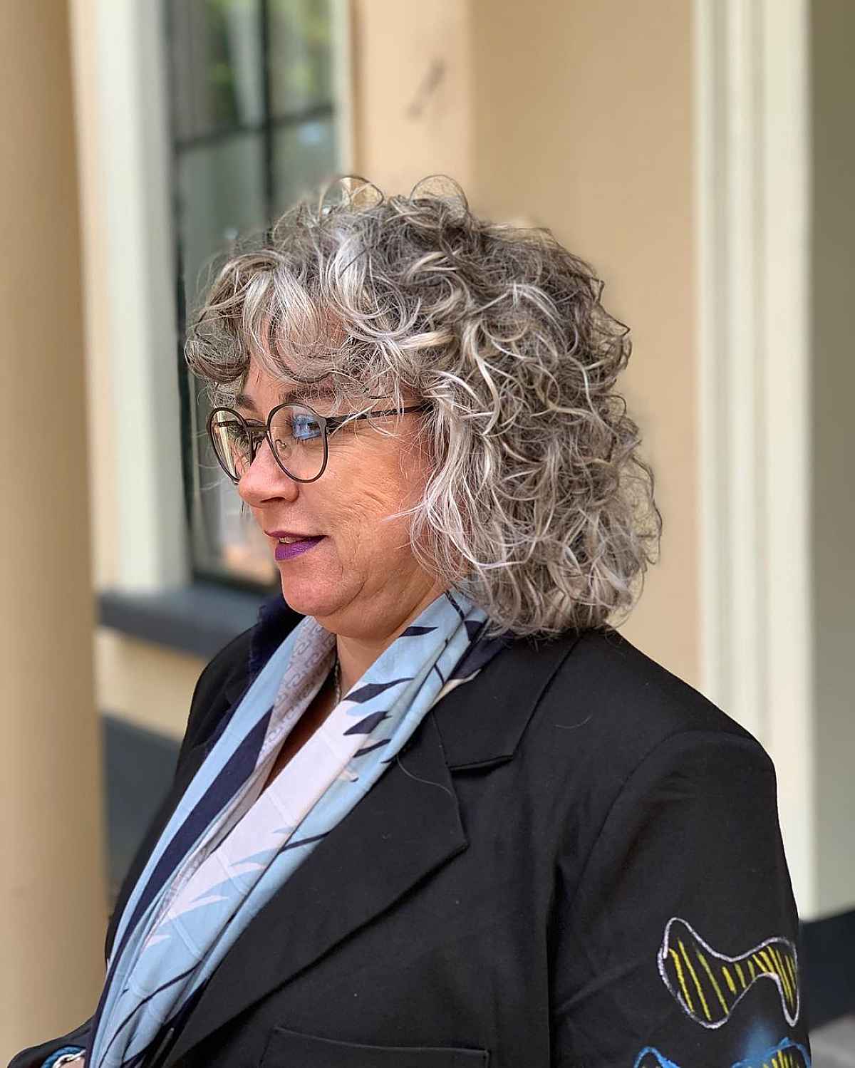 55+ Trendy Curly Bob Hairstyles To See Before You Decide