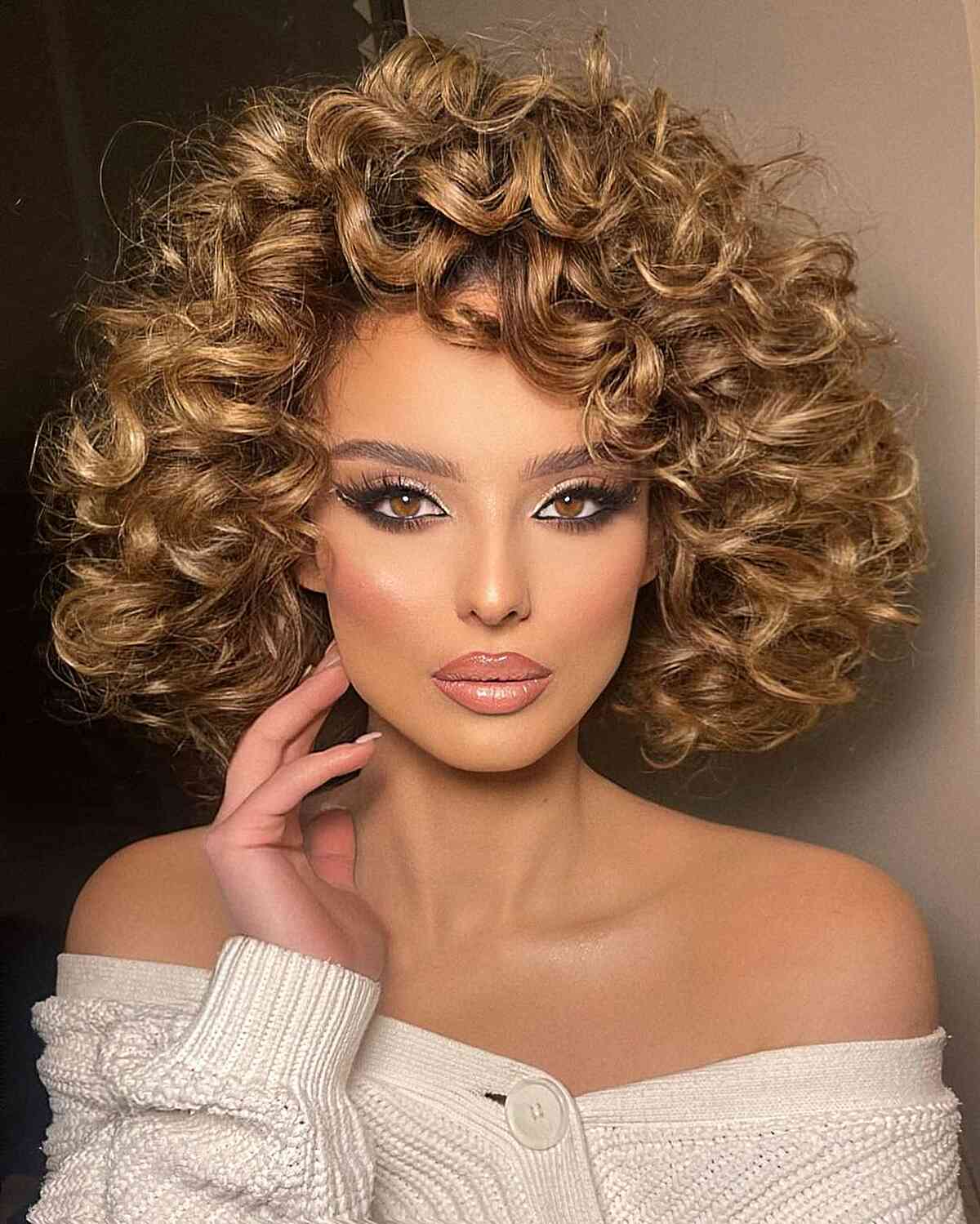 55+ Trendy Curly Bob Hairstyles To See Before You Decide
