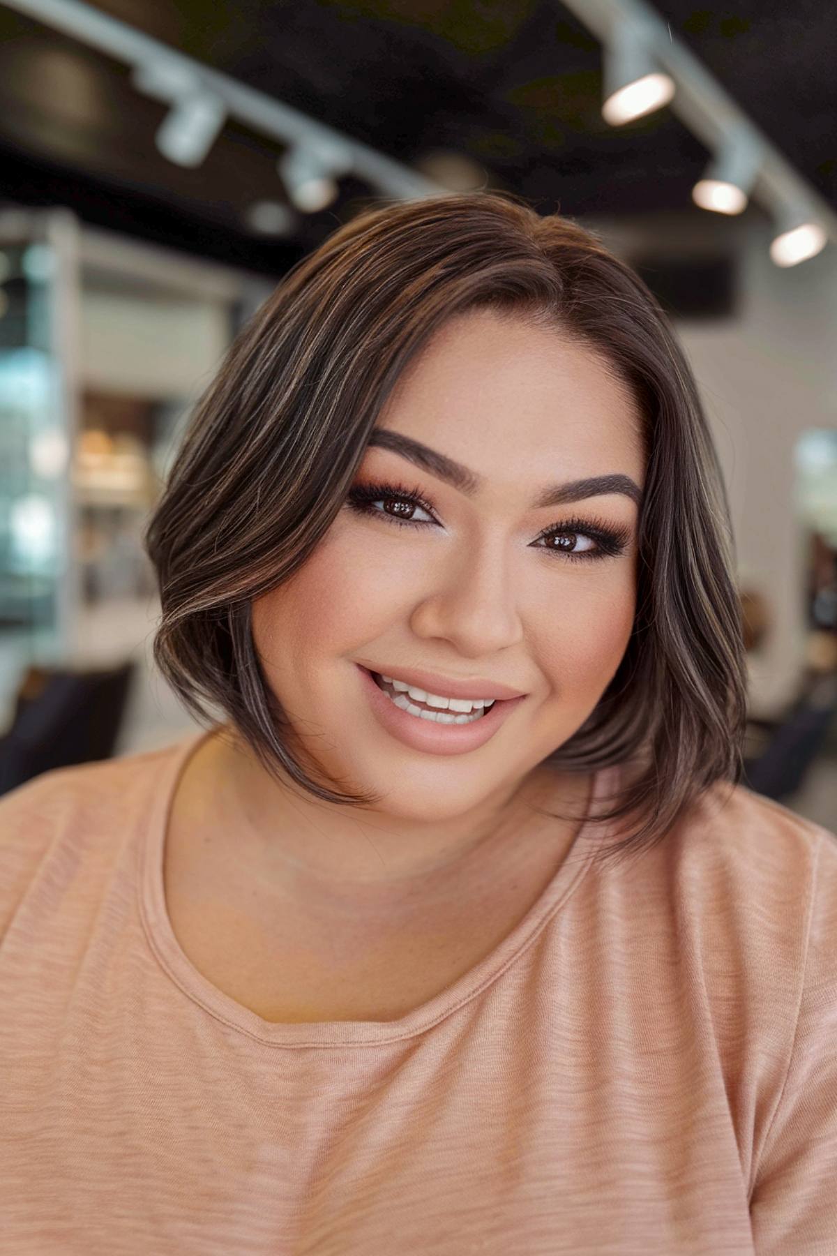 15+ Ways Plus Size Women Can Get a Flattering Bob Haircut for 2025