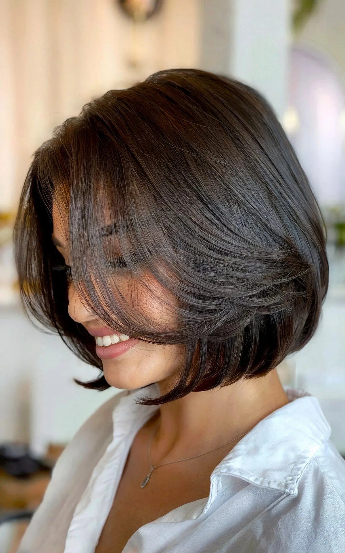 The Butterfly Bob: 25 Best Ways to Get This New Hair Trend in 2025