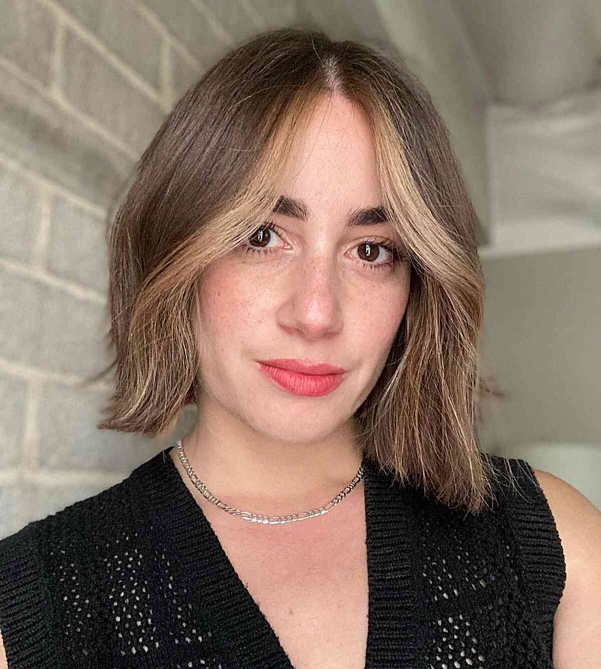 44 Chin-Length Bob Hairstyles That Will Stun You in 2025