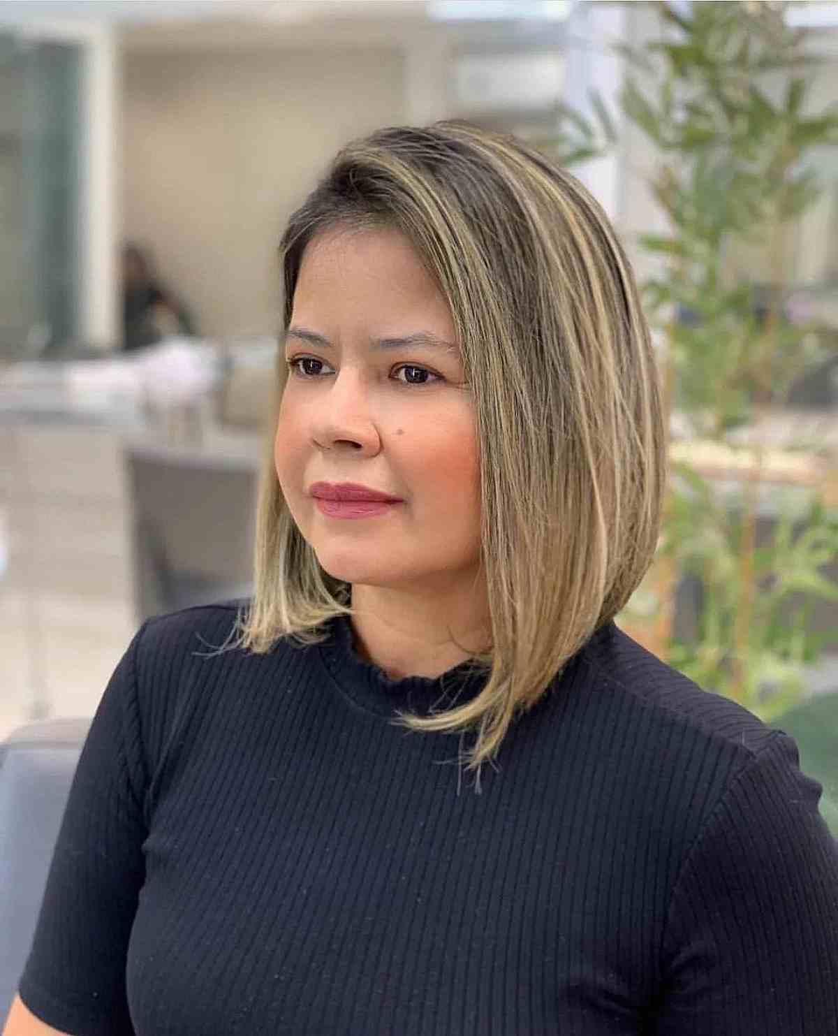 50 of the Most Flattering Bob Haircuts for Round Faces
