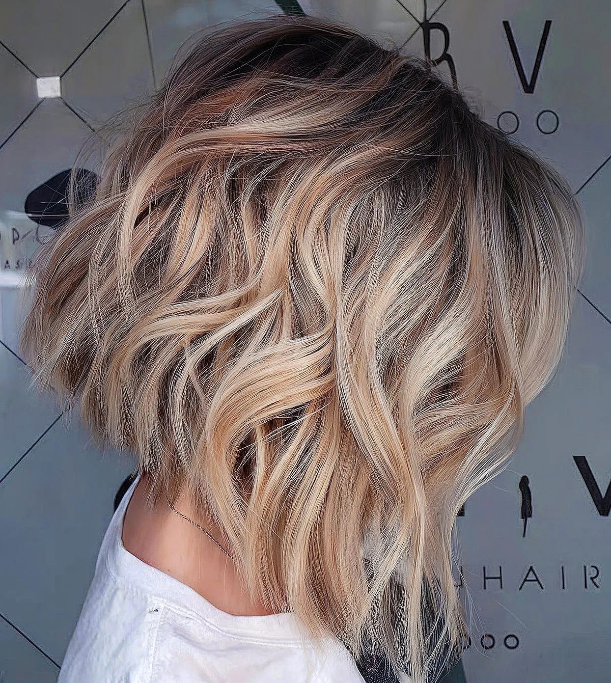 50 Cute Wavy Bob Hairstyles That Are Easy to Style