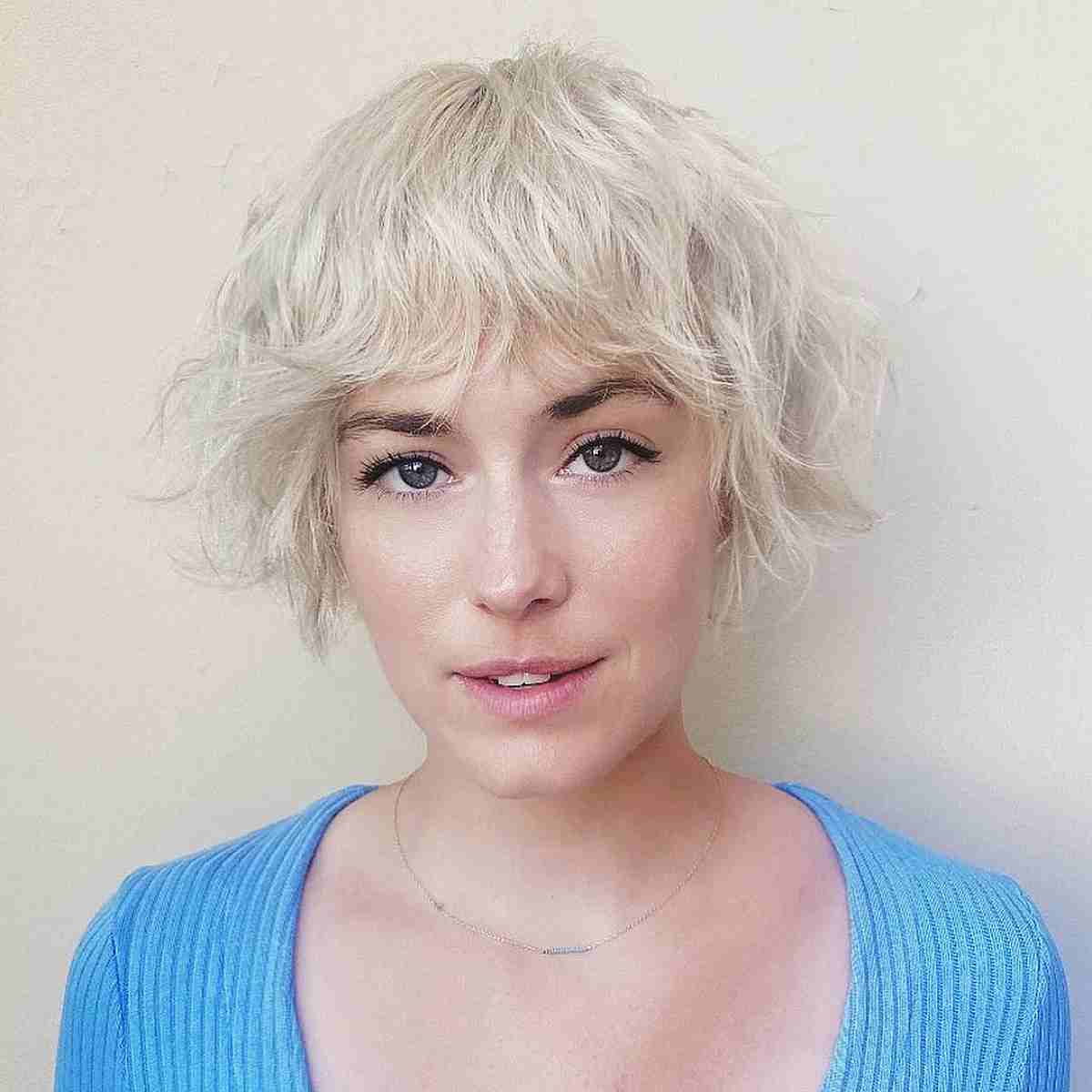 27 Cutest Wavy Bobs with Bangs Women Are Getting Right Now