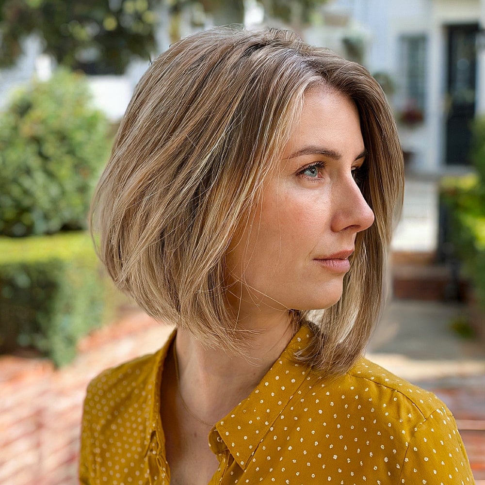 15+ Stunning Angled Bob Hairstyles for Women Over 30 in 2025