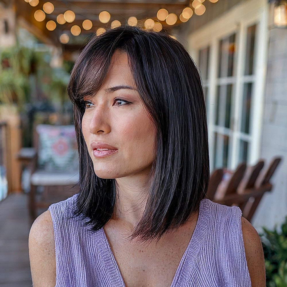 15+ Stunning Angled Bob Hairstyles for Women Over 30 in 2025