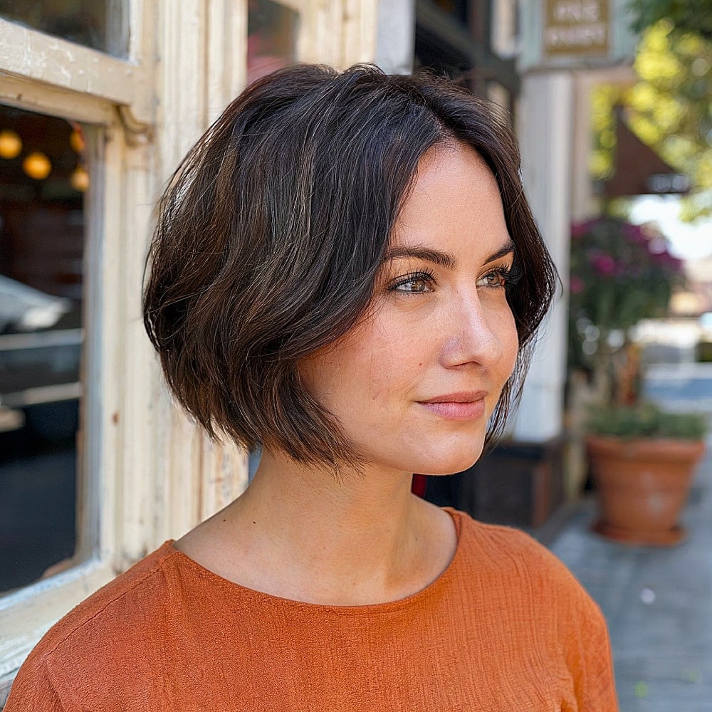 15+ Stunning Angled Bob Hairstyles for Women Over 30 in 2025