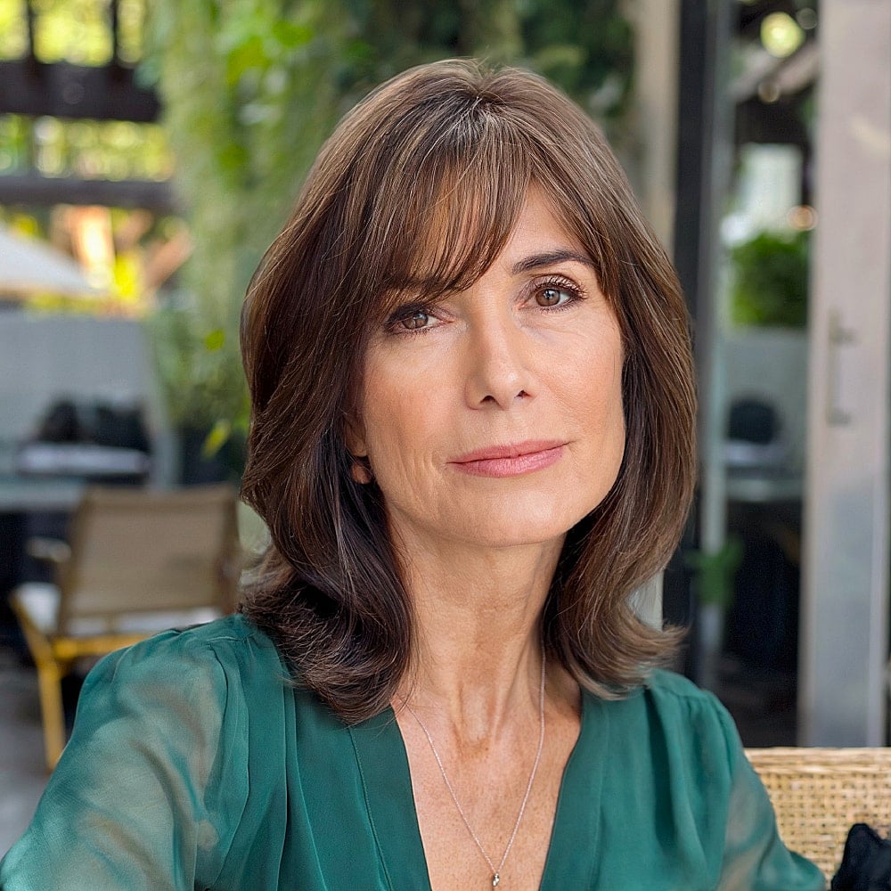 15+ Gorgeous Long Bob Haircuts for Women Over 50 in 2025