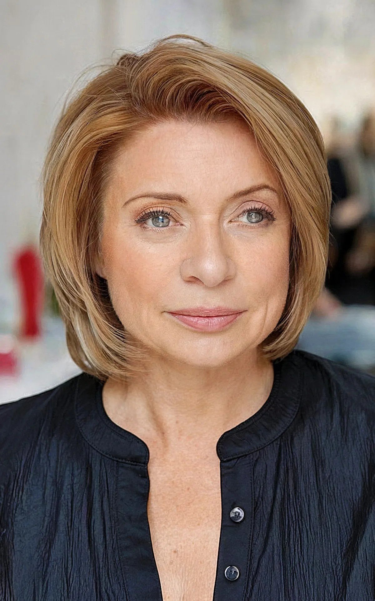 45 Modern Layered Bob Haircuts for Women Over 50 to Take Years Off