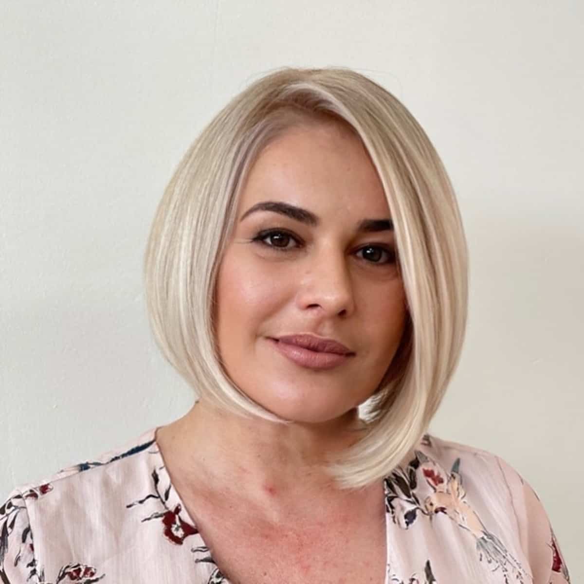Try These Asymmetrical Bob Haircuts for an Edgier Style in 2025