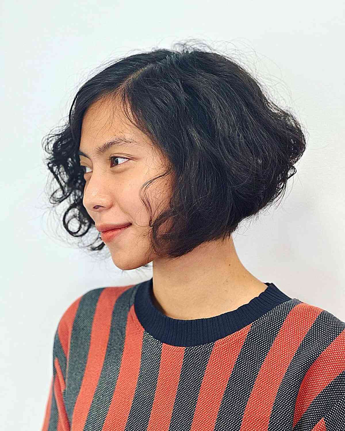 32 Short, Curly Bob Haircuts That Are Cute and Flattering