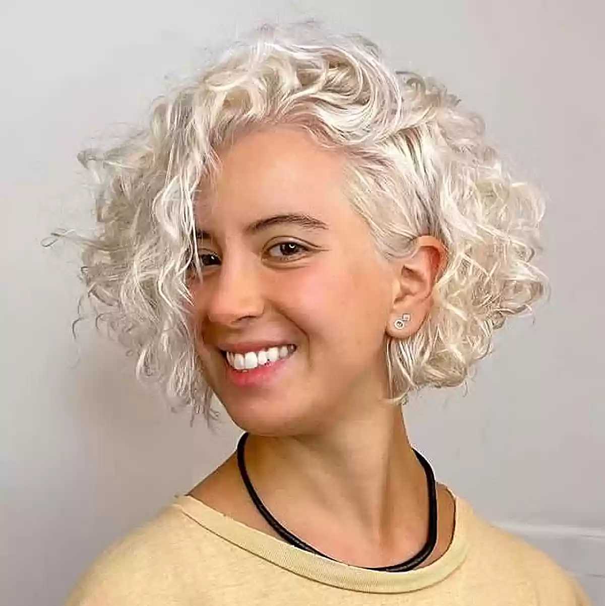 32 Short, Curly Bob Haircuts That Are Cute and Flattering