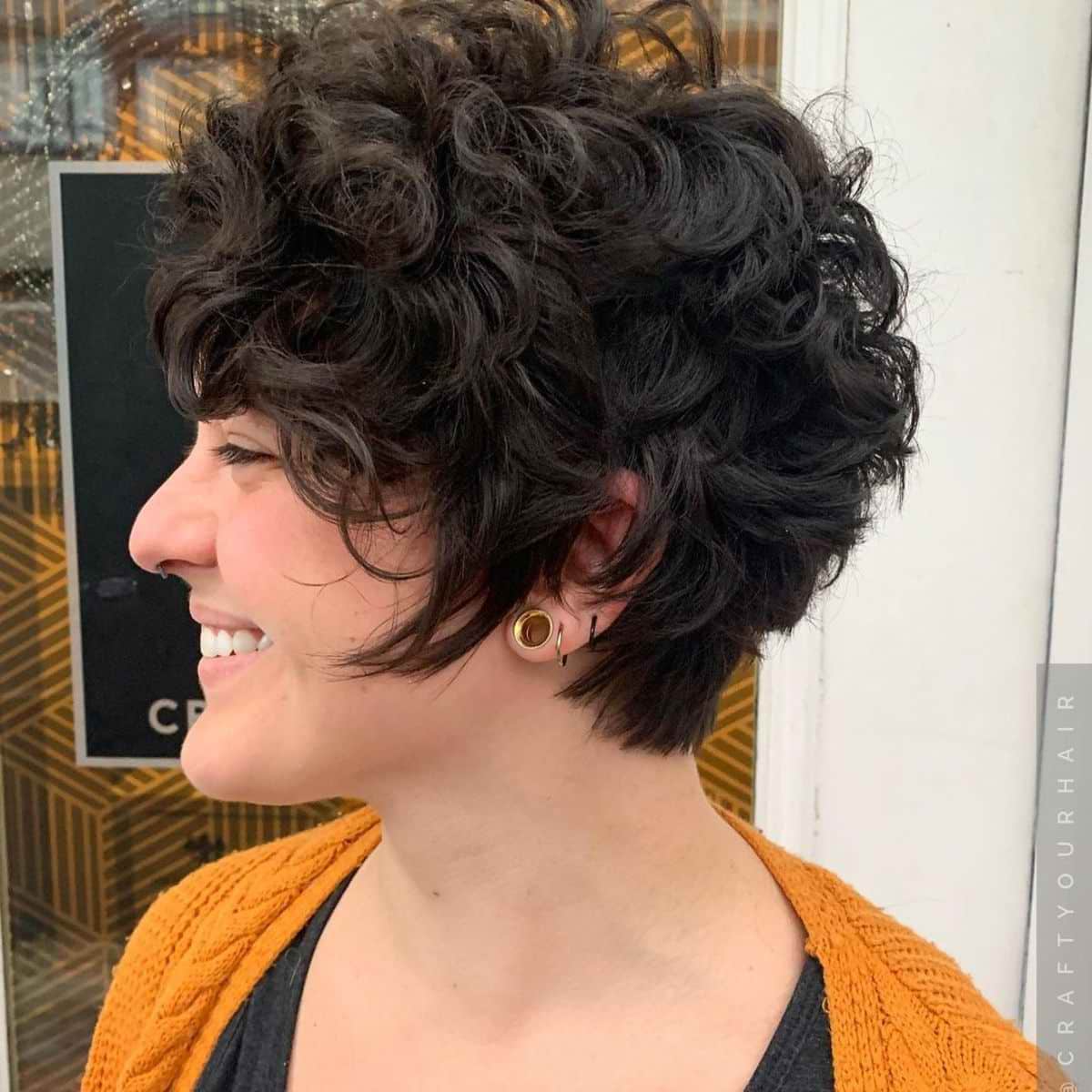 32 Short, Curly Bob Haircuts That Are Cute and Flattering
