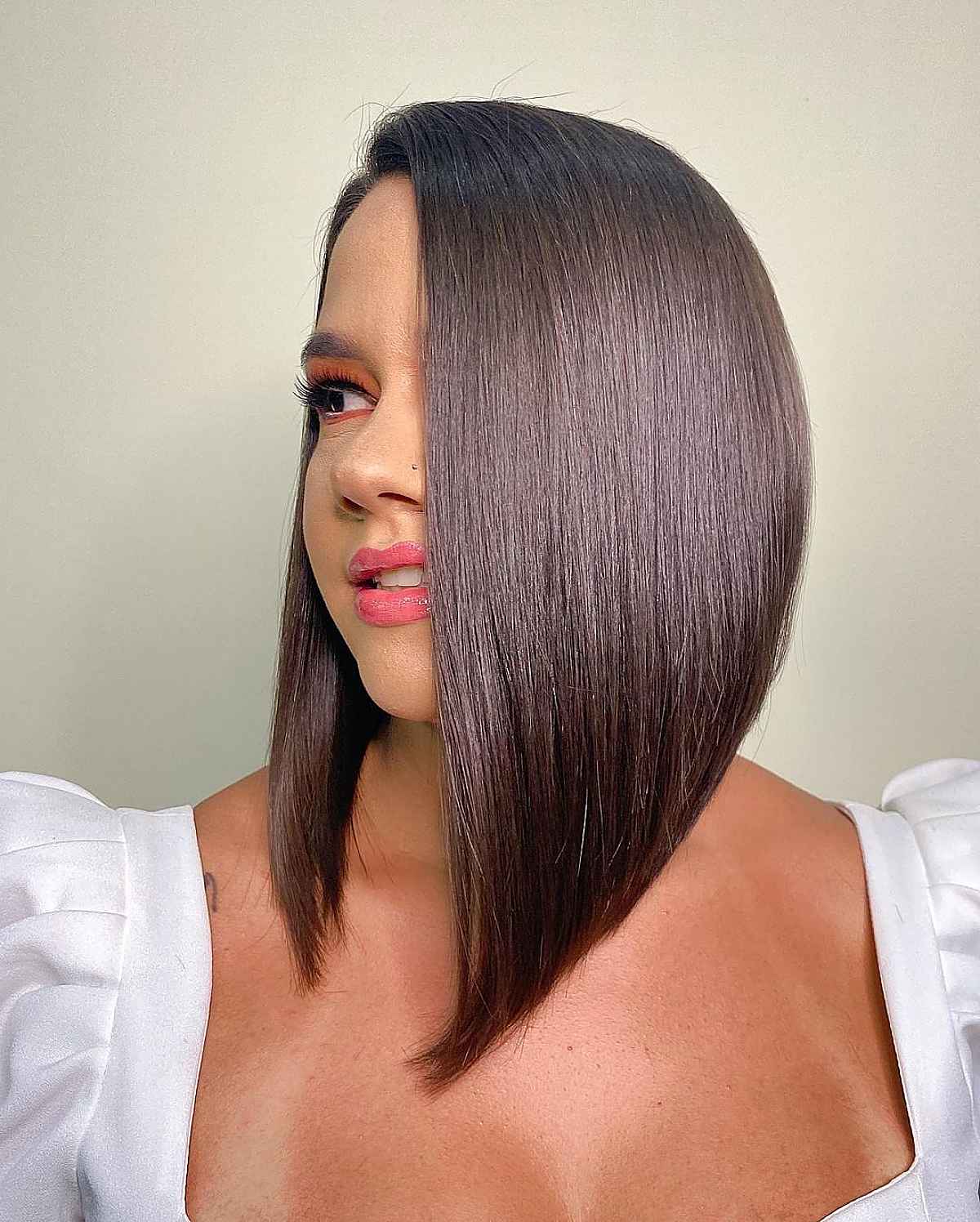 50 Long Angled Bob Haircuts for a Cool, Dramatic Look