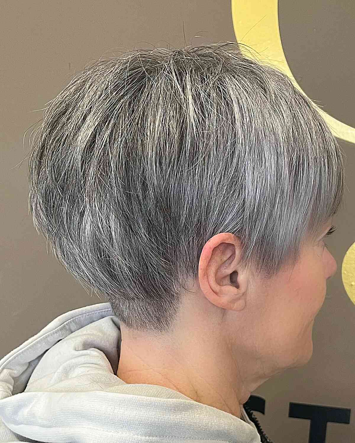 25 Age-Defying Hairstyles for Women Over 50 with Grey Hair