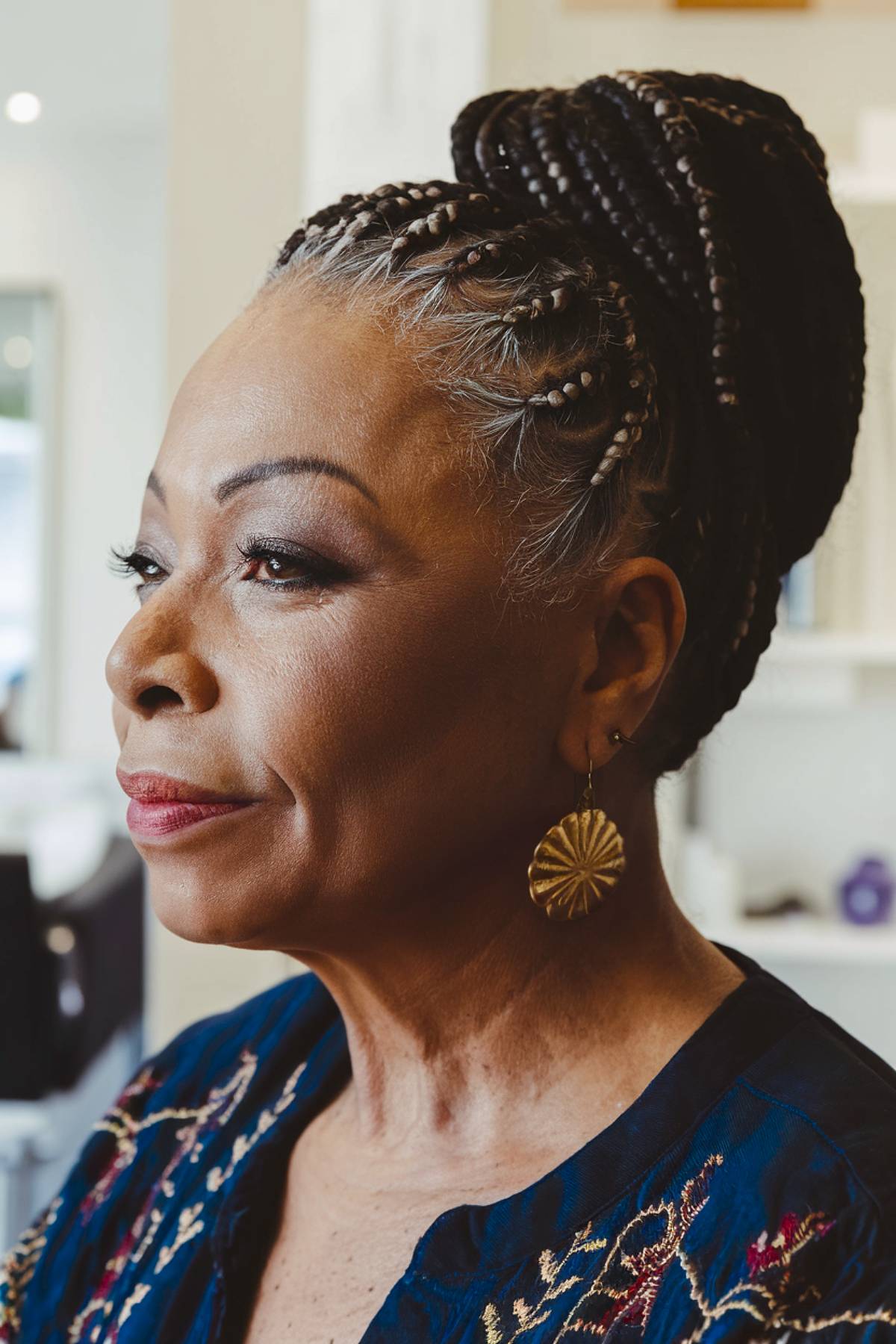 15+ Gorgeous Hairstyles for Black Women Over 60 to Shine in 2025