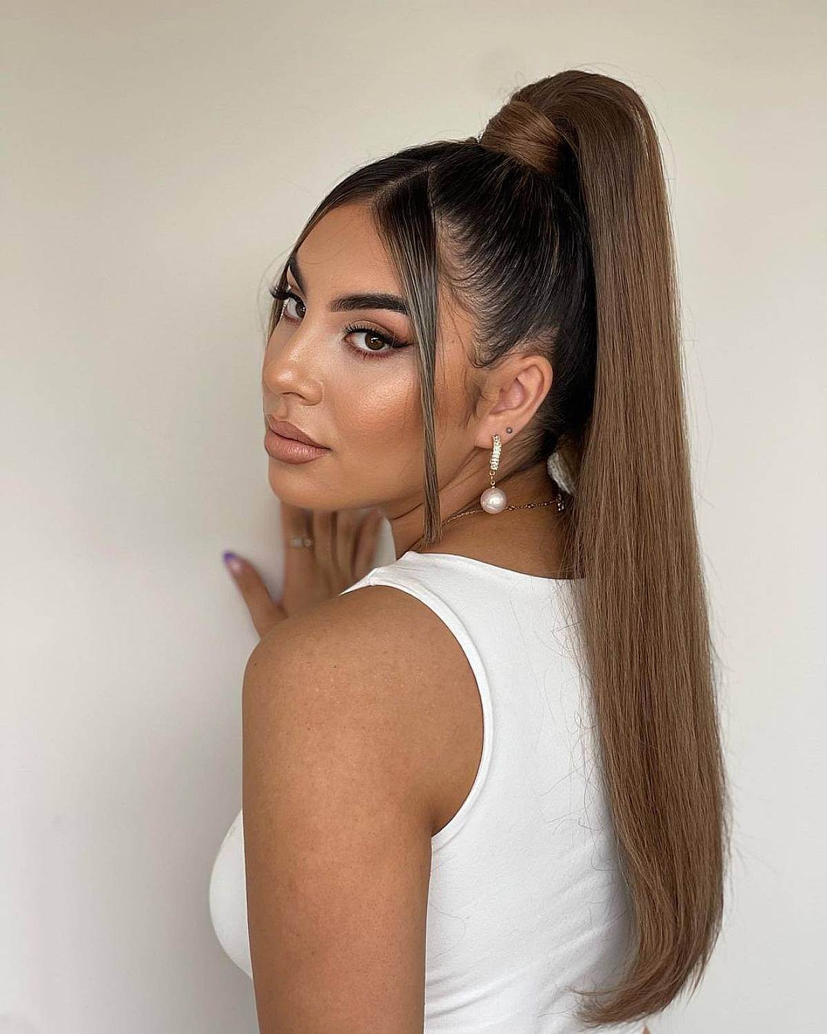 27 Simple Hairstyles for Long Hair in Under 10 Seconds