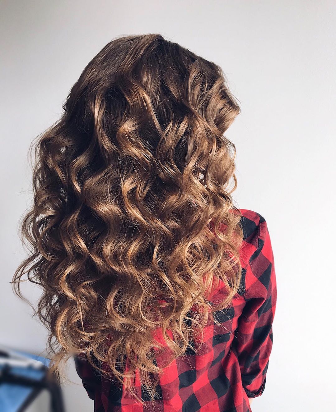 27 Simple Hairstyles for Long Hair in Under 10 Seconds