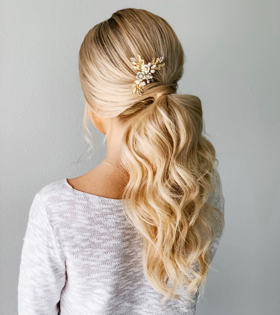 27 Simple Hairstyles for Long Hair in Under 10 Seconds