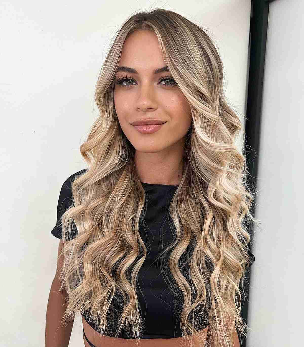 Top 47 Long Wavy Hair Trends for 2025