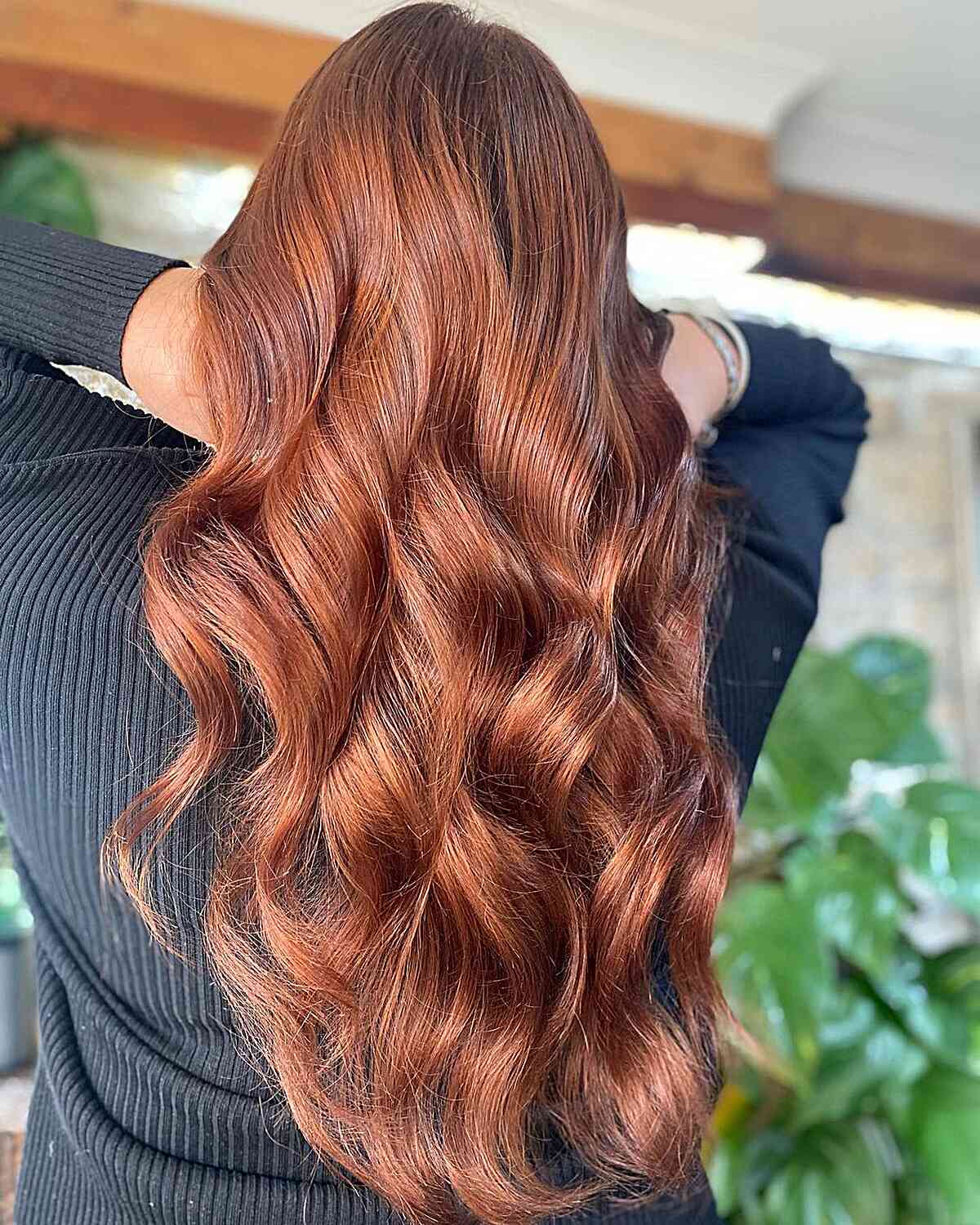 Top 47 Long Wavy Hair Trends for 2025