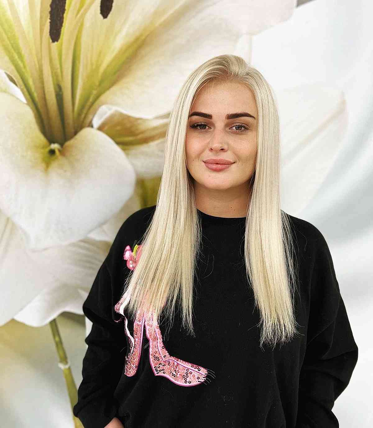 50 Effortless Haircuts and Styles for Long Straight Hair in 2025