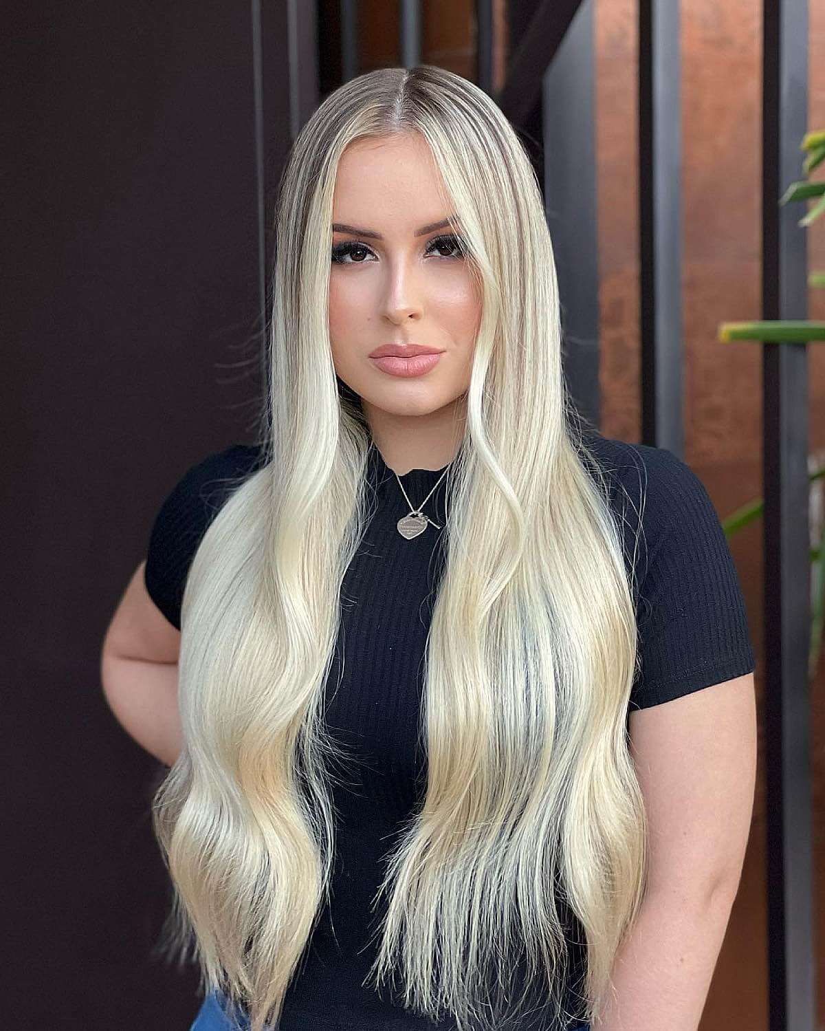 50 Effortless Haircuts and Styles for Long Straight Hair in 2025