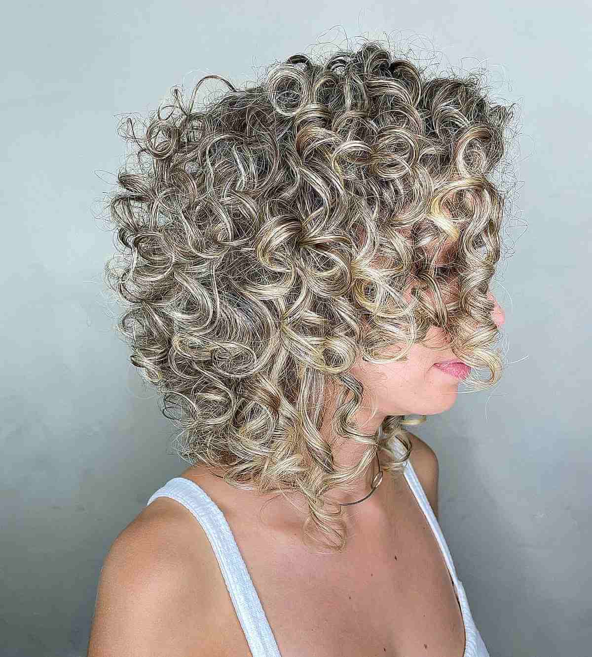 76 Top Shoulder-Length Curly Haircuts &amp; Styles for 2025