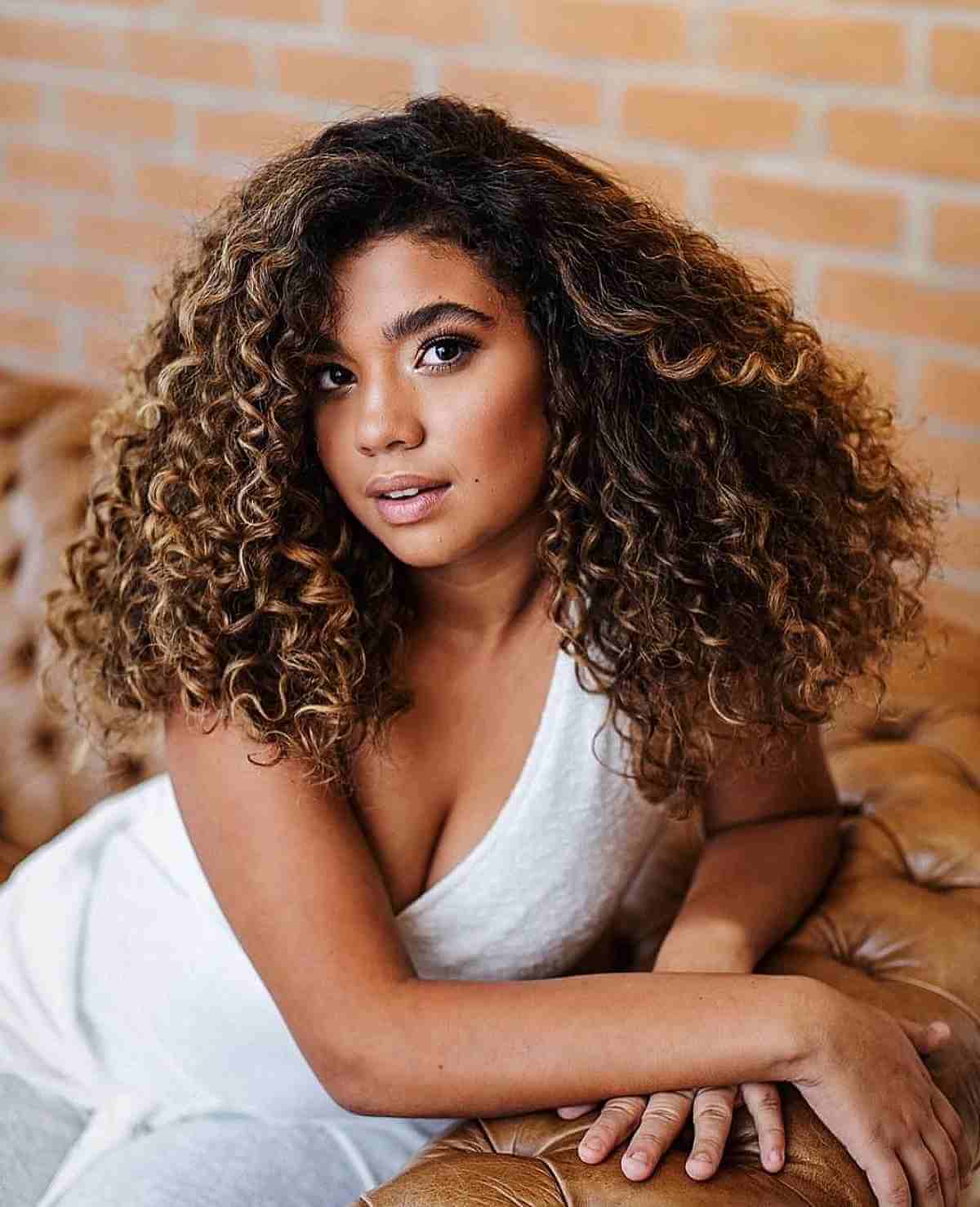 76 Top Shoulder-Length Curly Haircuts &amp; Styles for 2025