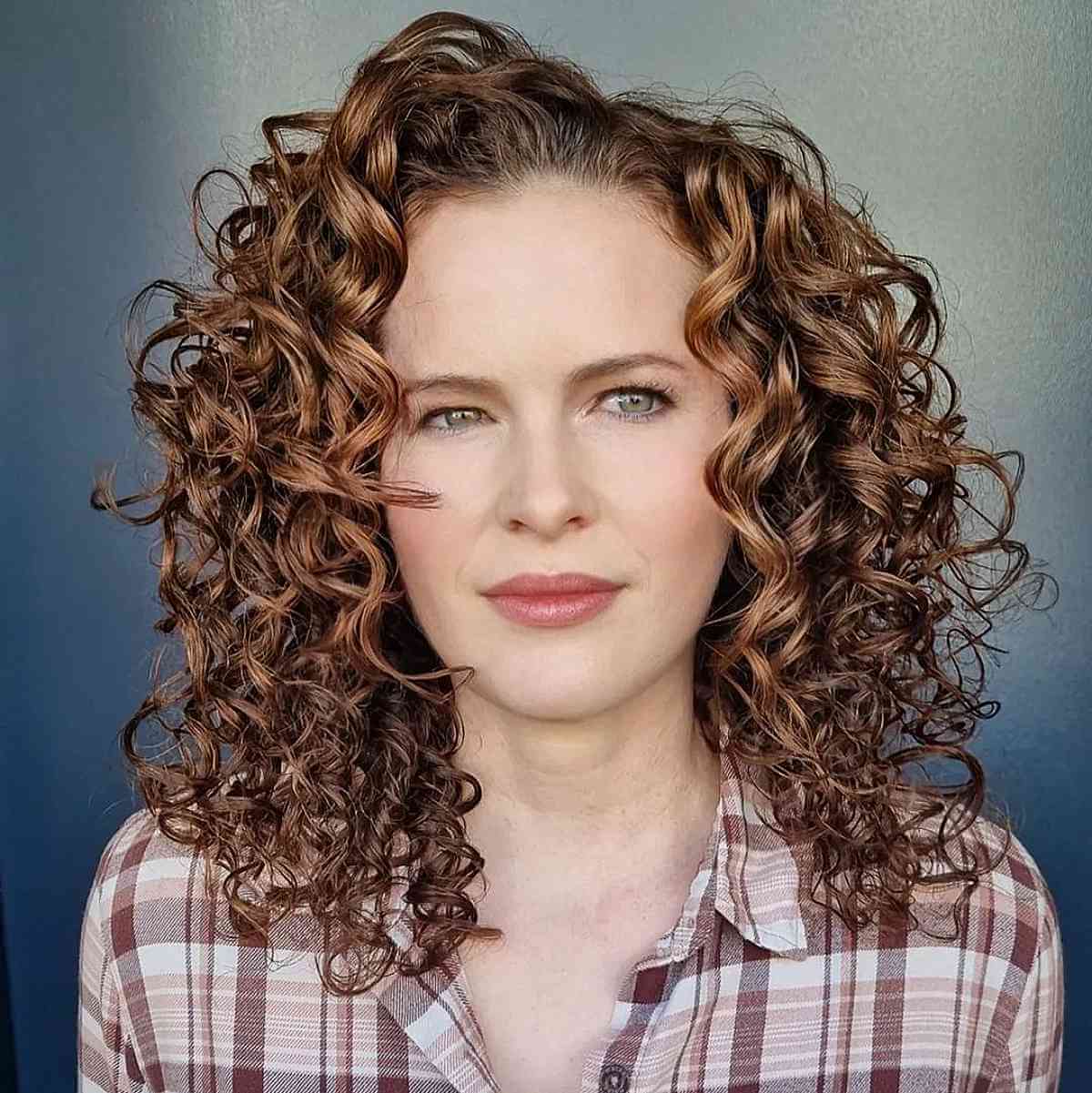 76 Top Shoulder-Length Curly Haircuts &amp; Styles for 2025