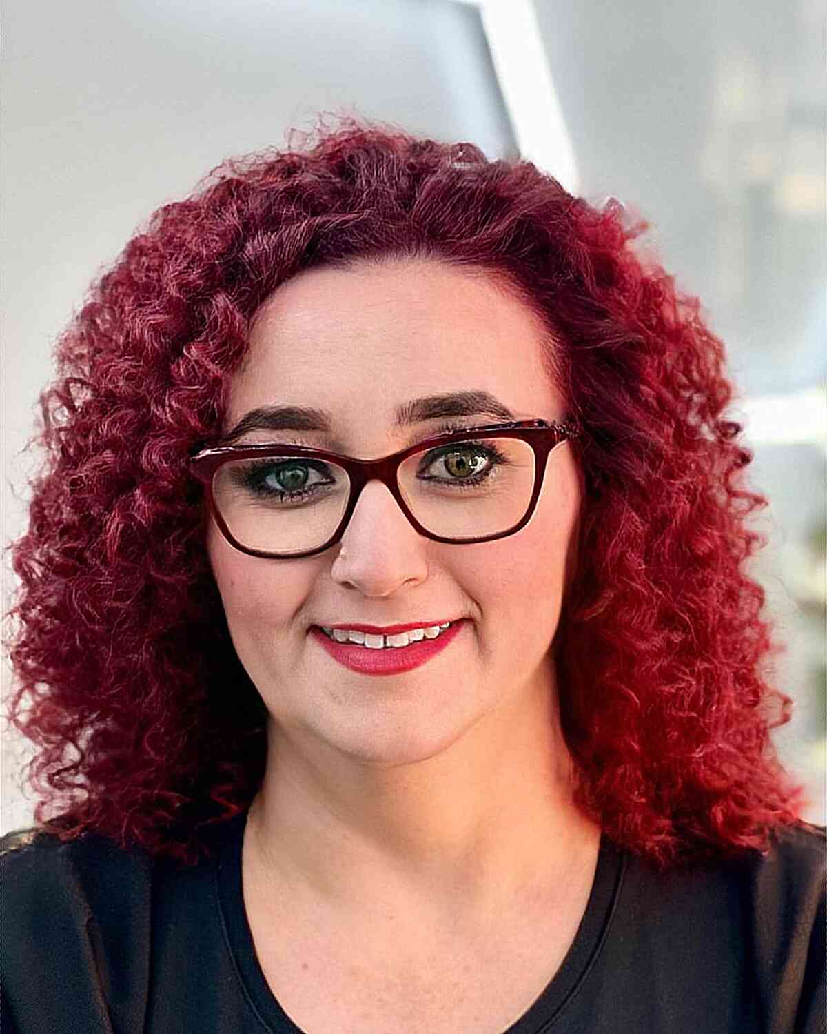 76 Top Shoulder-Length Curly Haircuts &amp; Styles for 2025