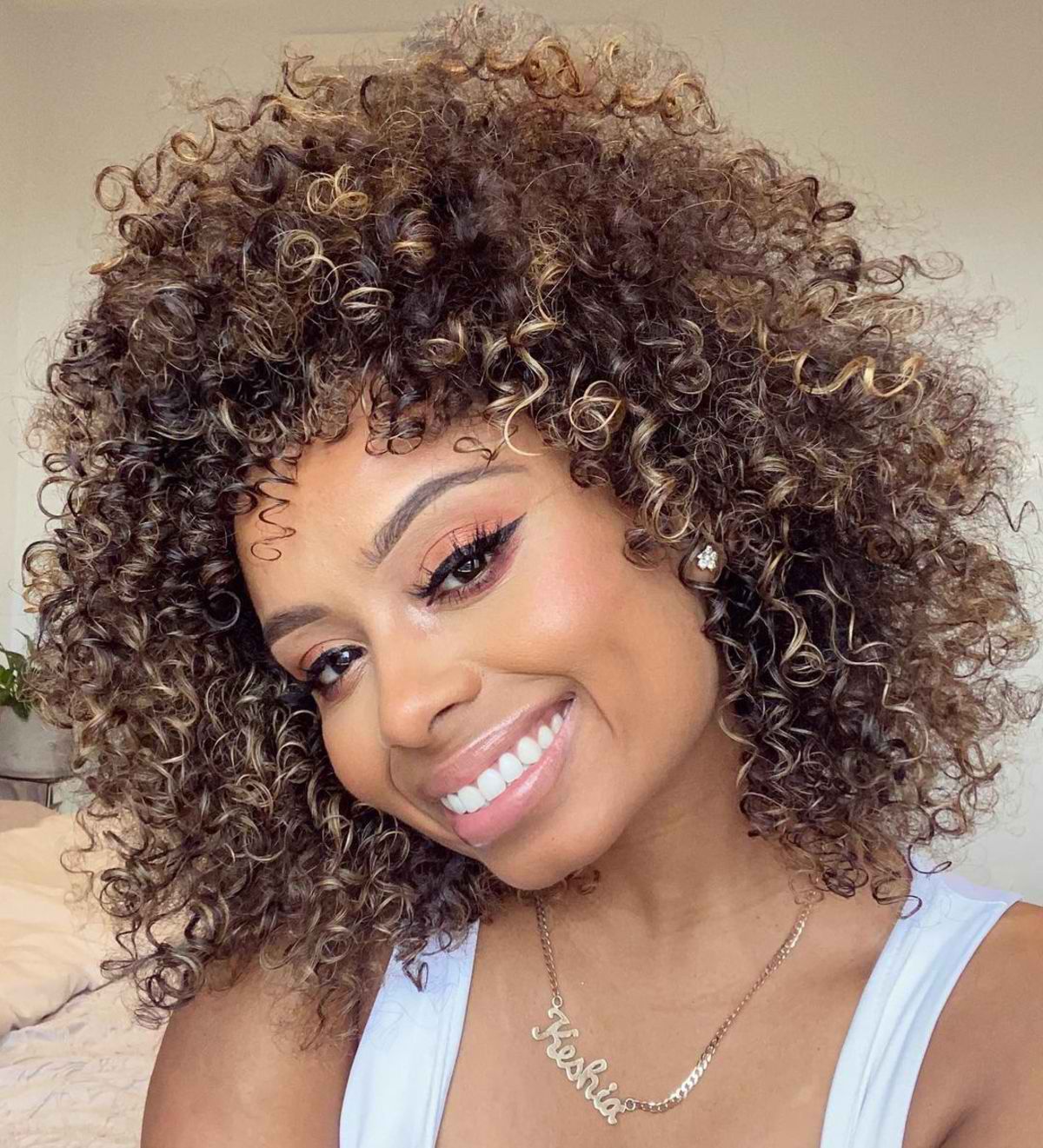 76 Top Shoulder-Length Curly Haircuts &amp; Styles for 2025
