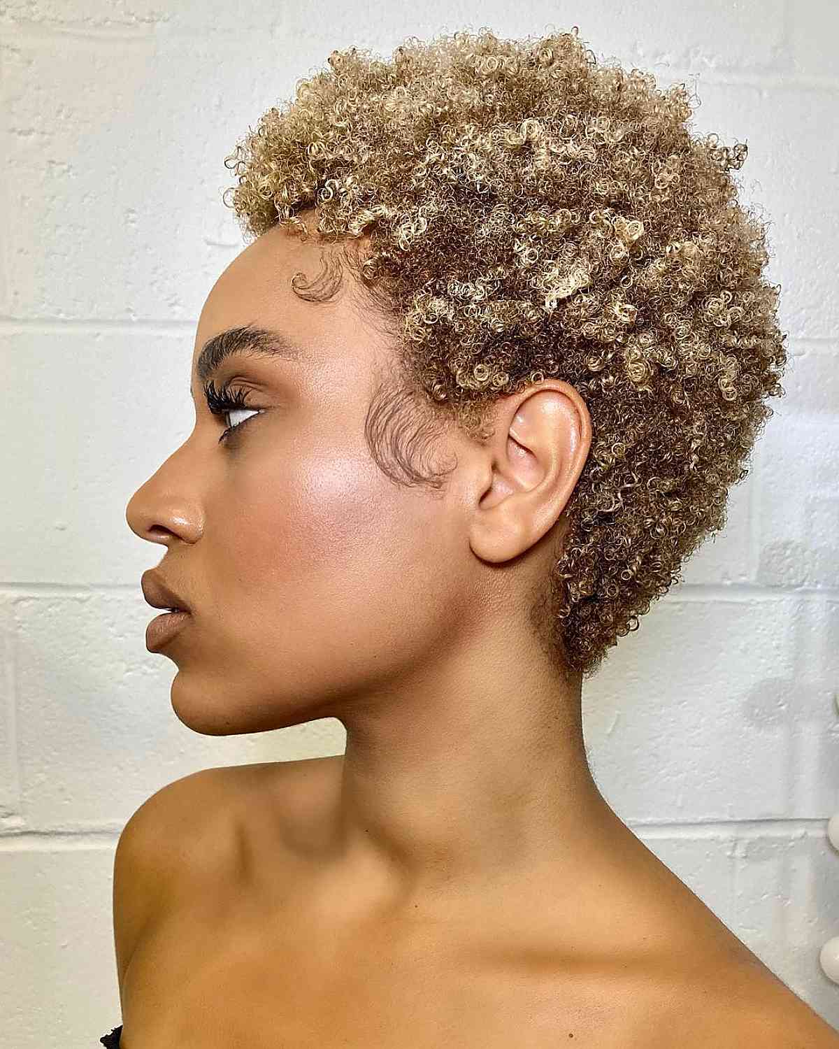 85 Trendy Short Curly Haircuts &amp; Hairstyles for 2025