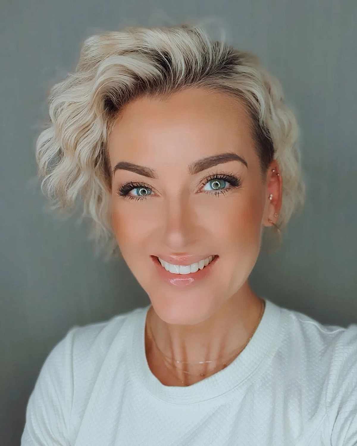 85 Trendy Short Curly Haircuts &amp; Hairstyles for 2025